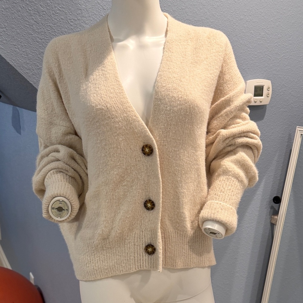 BDG URBAN OUTFITTERS CARDIGAN